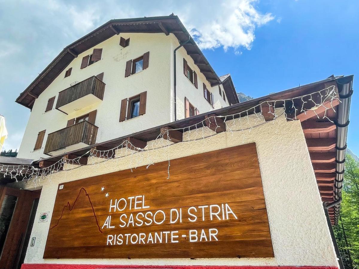 Hotel Al Sasso Di Stria Andraz Kültér fotó