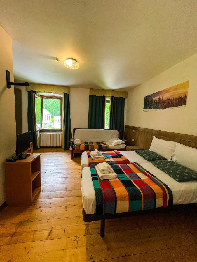 Hotel Al Sasso Di Stria Andraz Kültér fotó