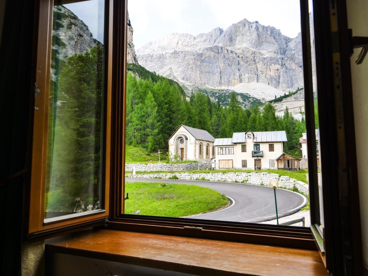 Hotel Al Sasso Di Stria Andraz Kültér fotó