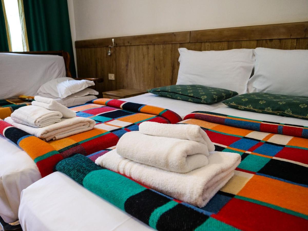 Hotel Al Sasso Di Stria Andraz Kültér fotó