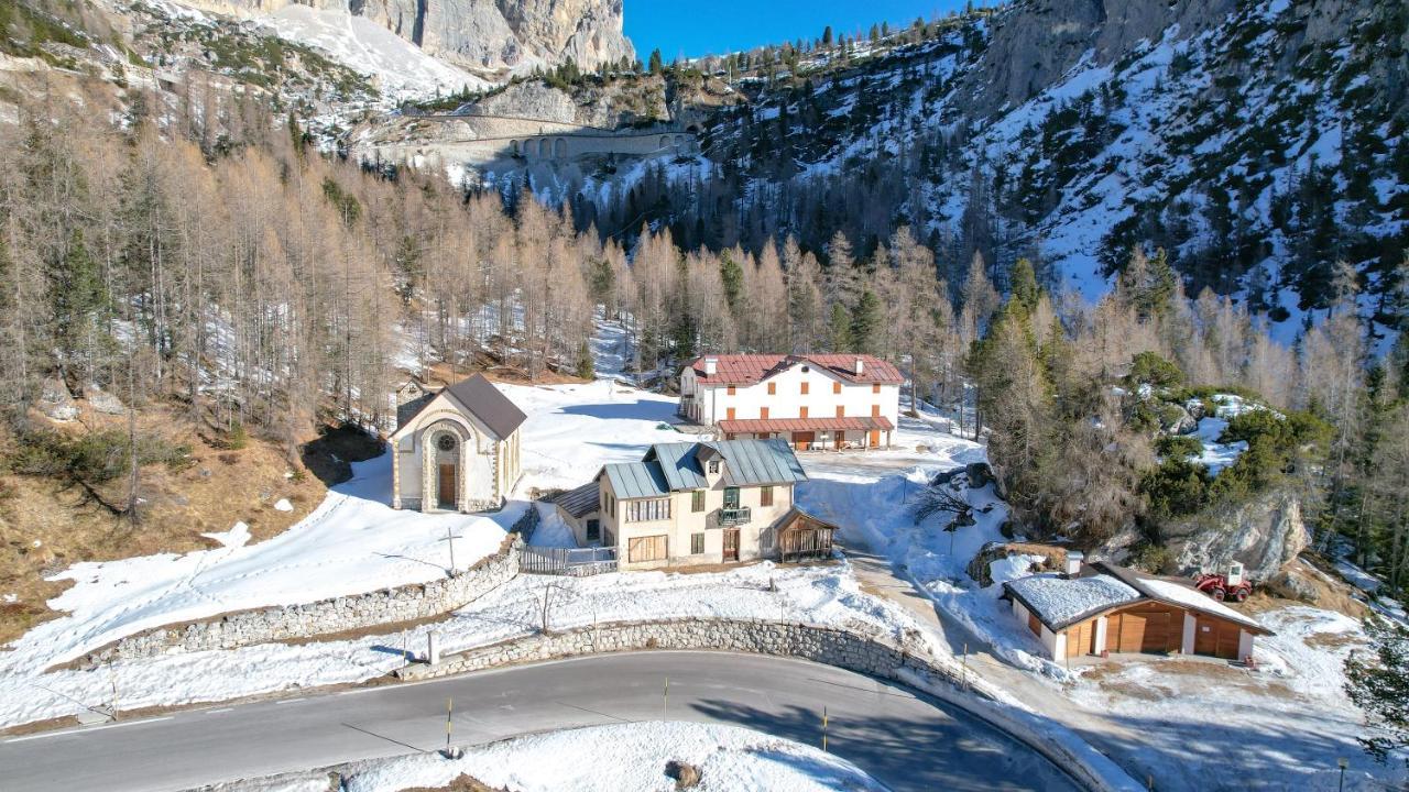 Hotel Al Sasso Di Stria Andraz Kültér fotó
