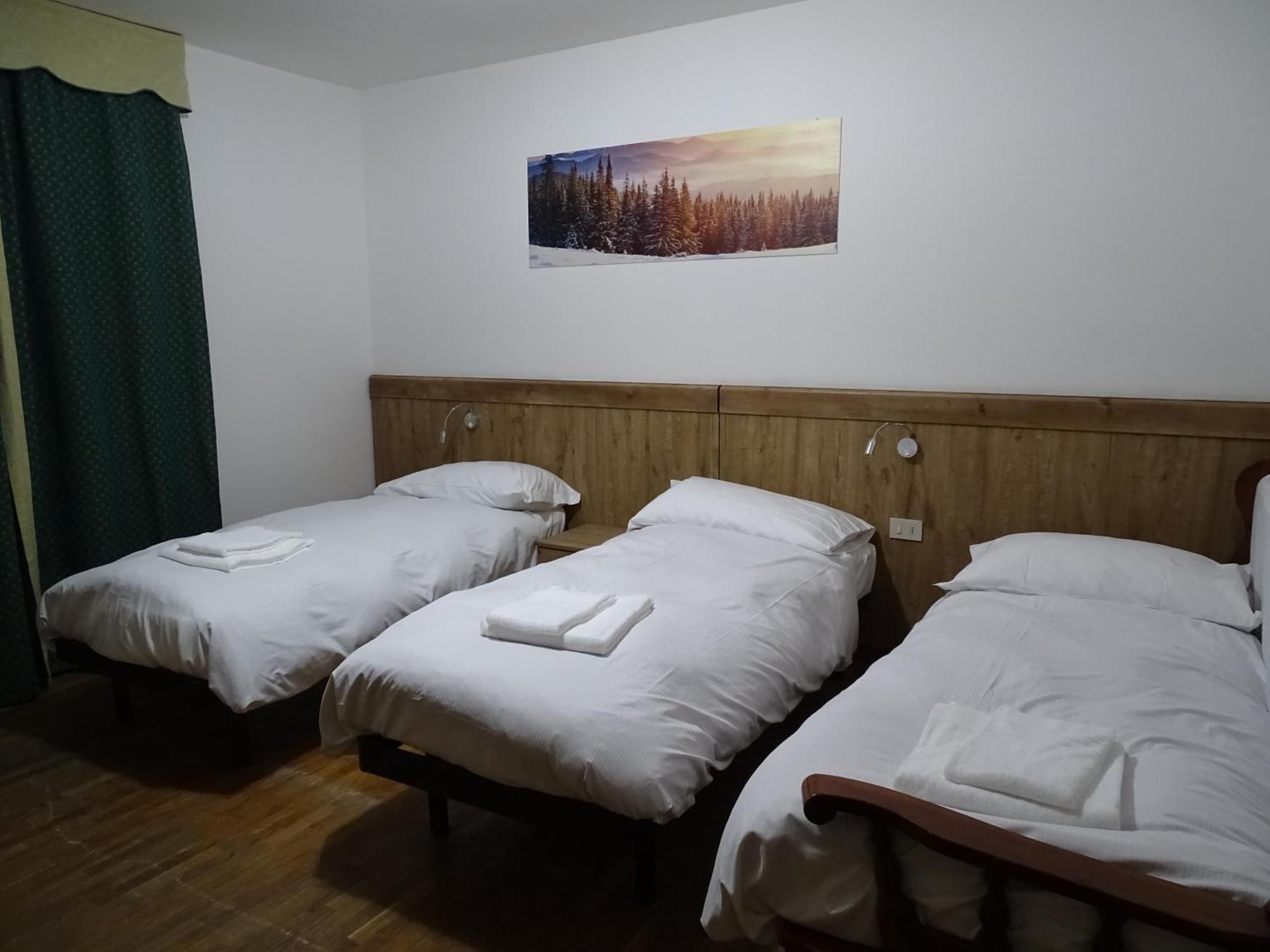 Hotel Al Sasso Di Stria Andraz Kültér fotó