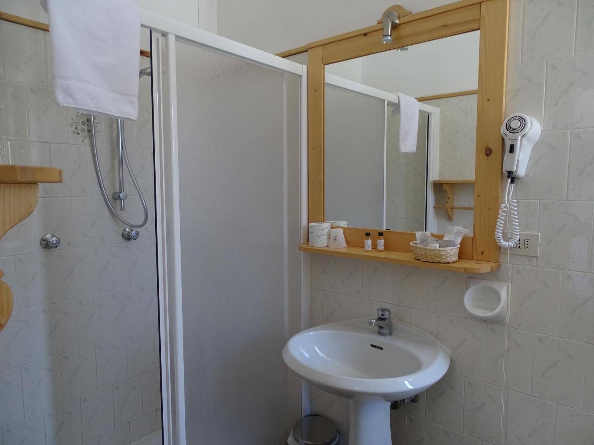 Hotel Al Sasso Di Stria Andraz Kültér fotó